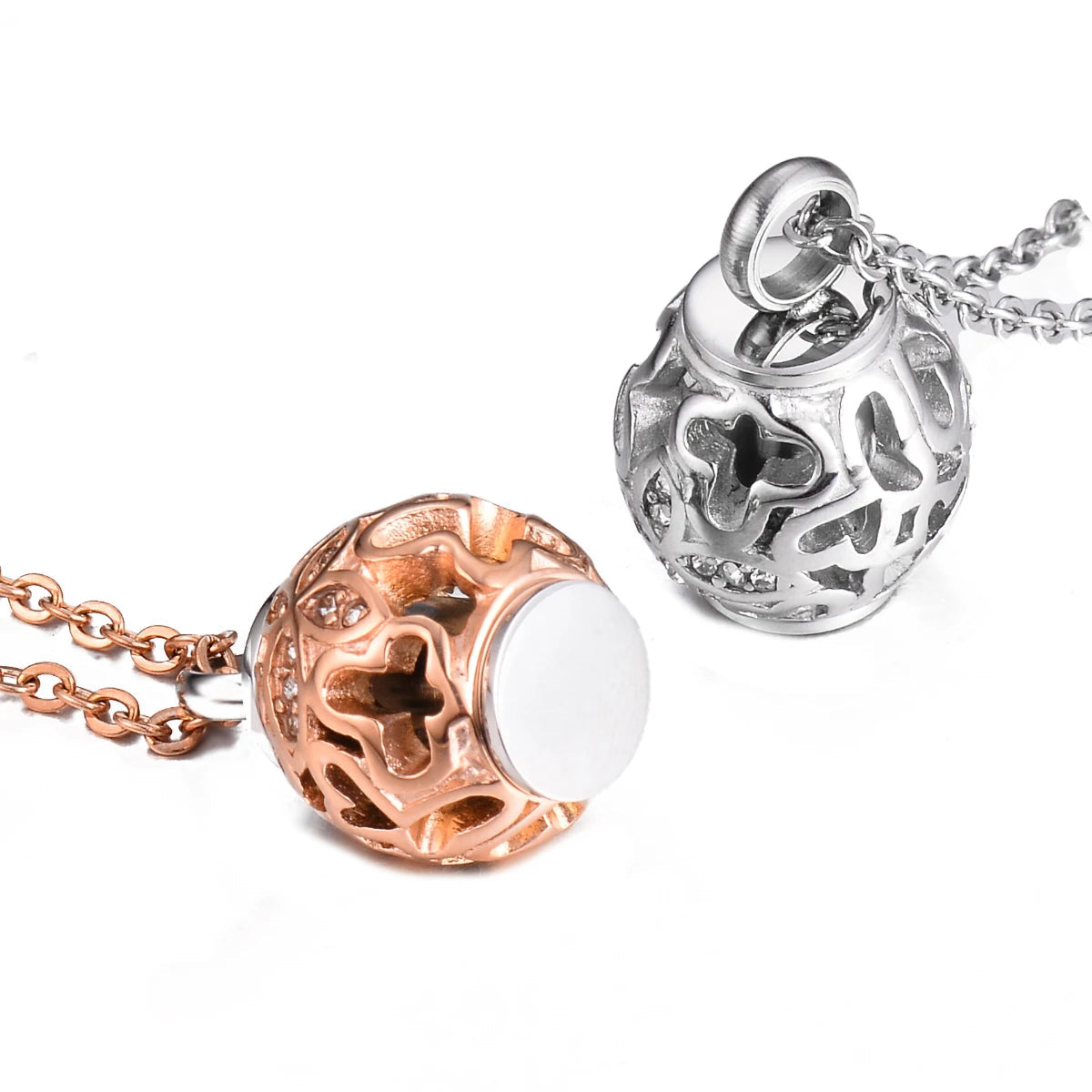 Papilora™ Ashanger Vlinder Bal met Kristal – Gedenksieraad in Zilver en Goud Silverleven