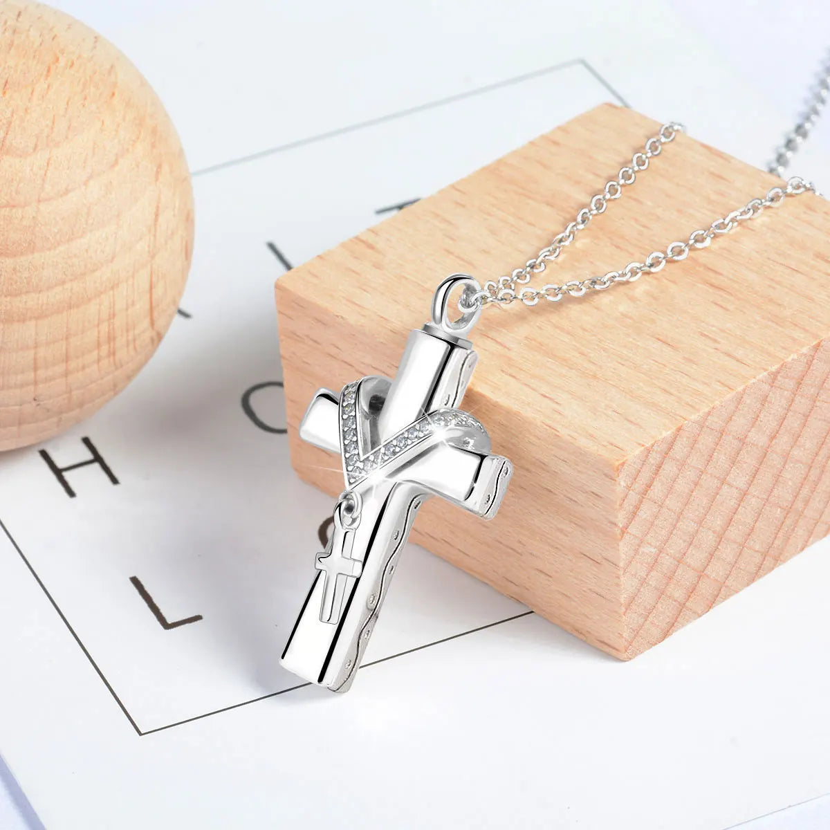 Pendant Cross Shape – Sterling 925 Silver Memorial Jewelry with Zirconia Details and Mini Cross