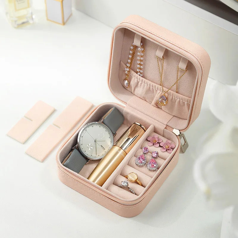 Travel Jewelry Box – Compact Leather Storage for Rings, Necklaces and Earrings