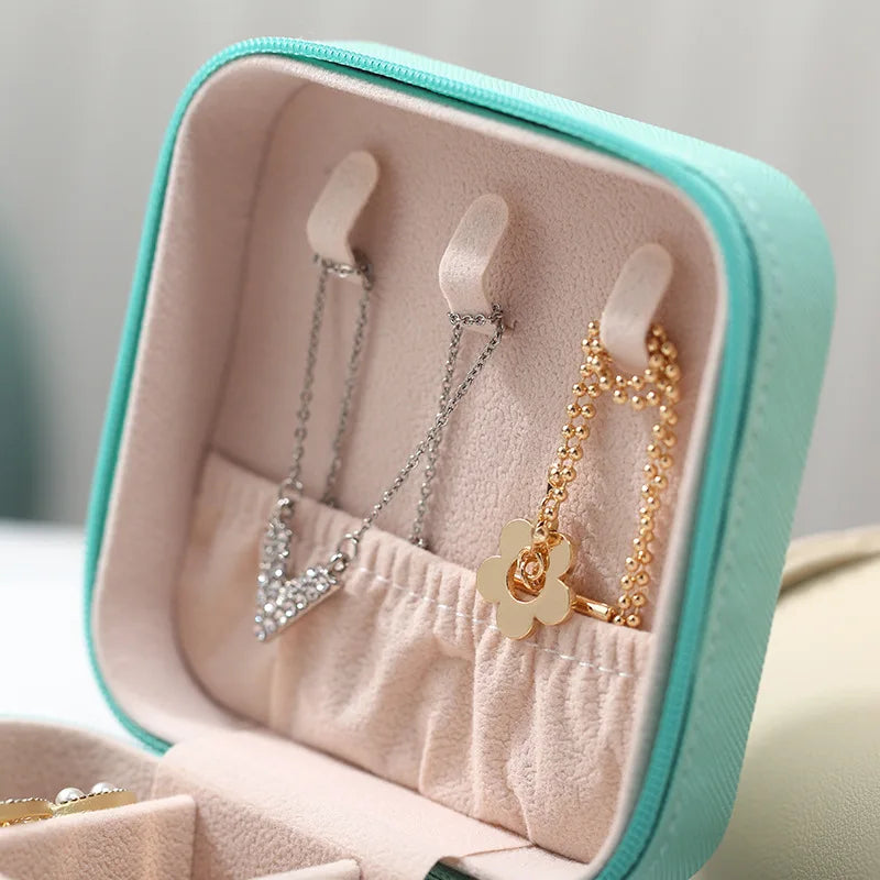 Travel Jewelry Box – Compact Leather Storage for Rings, Necklaces and Earrings