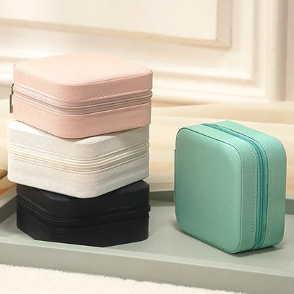Travel Jewelry Box – Compact Leather Storage for Rings, Necklaces and Earrings