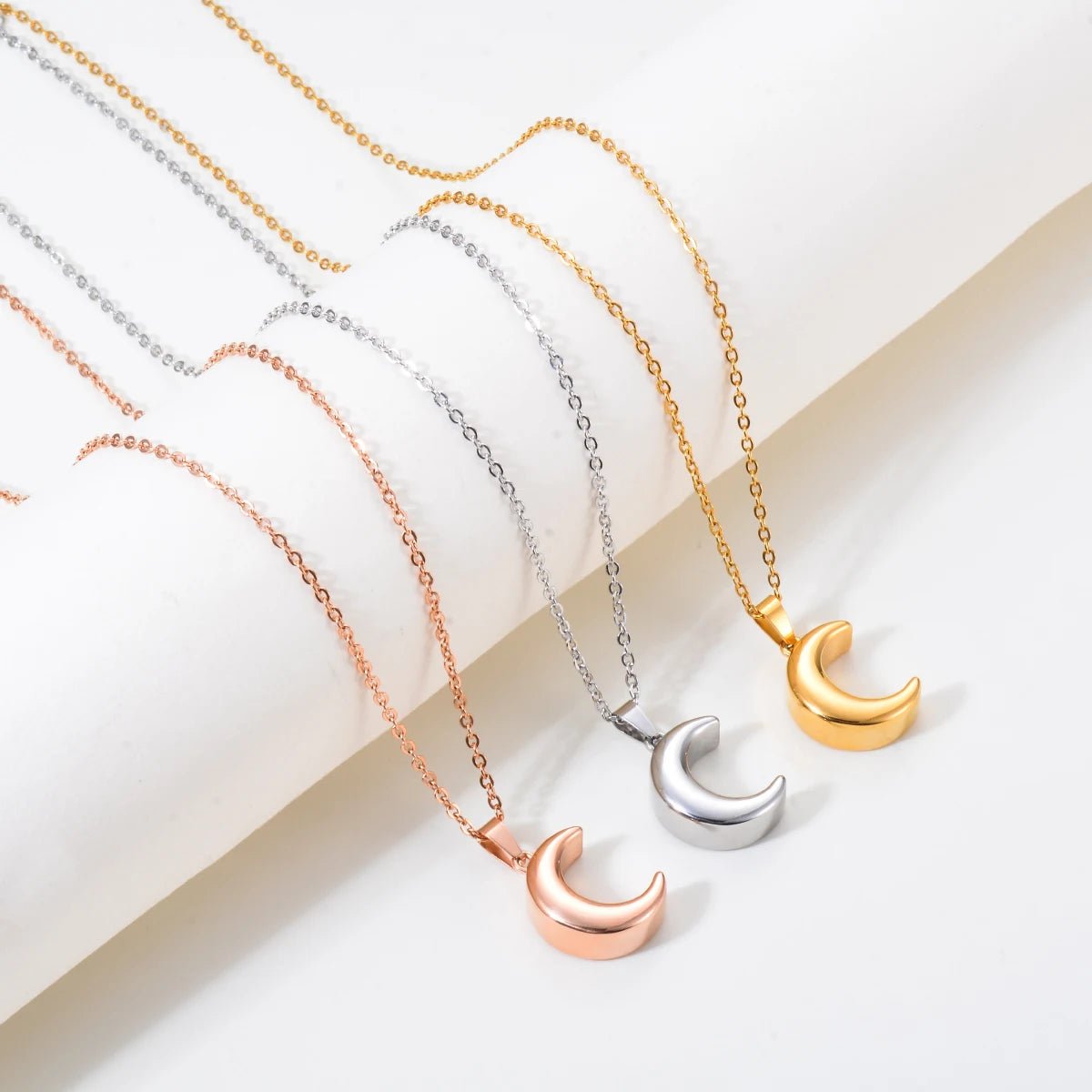 Ashanger Maanvorm Glad – Gedenksieraad in Zilver, Goud en Rosé - silverleven